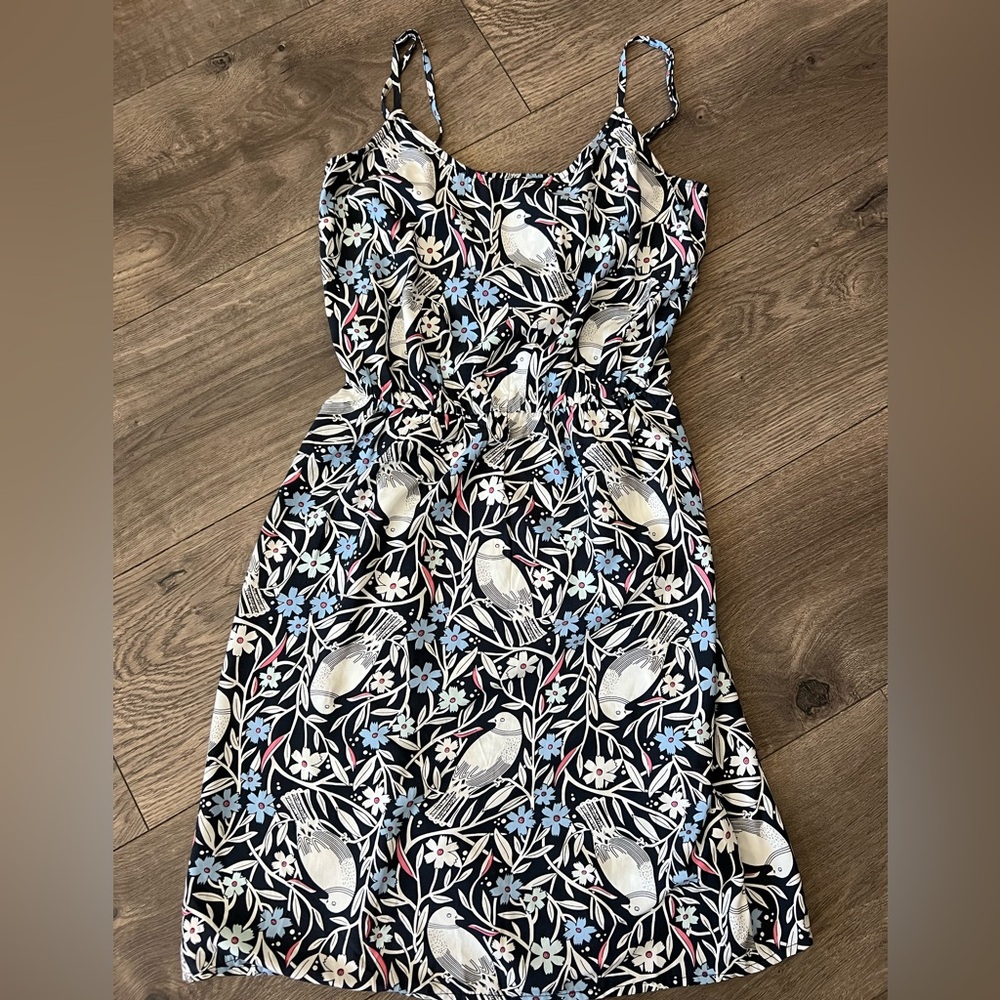 Old Navy Blue and White Bird and Floral Print Mini Dress